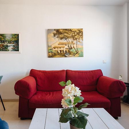 Piso Familiar Virgen Del Rocio Apartment Sevilla Bagian luar foto
