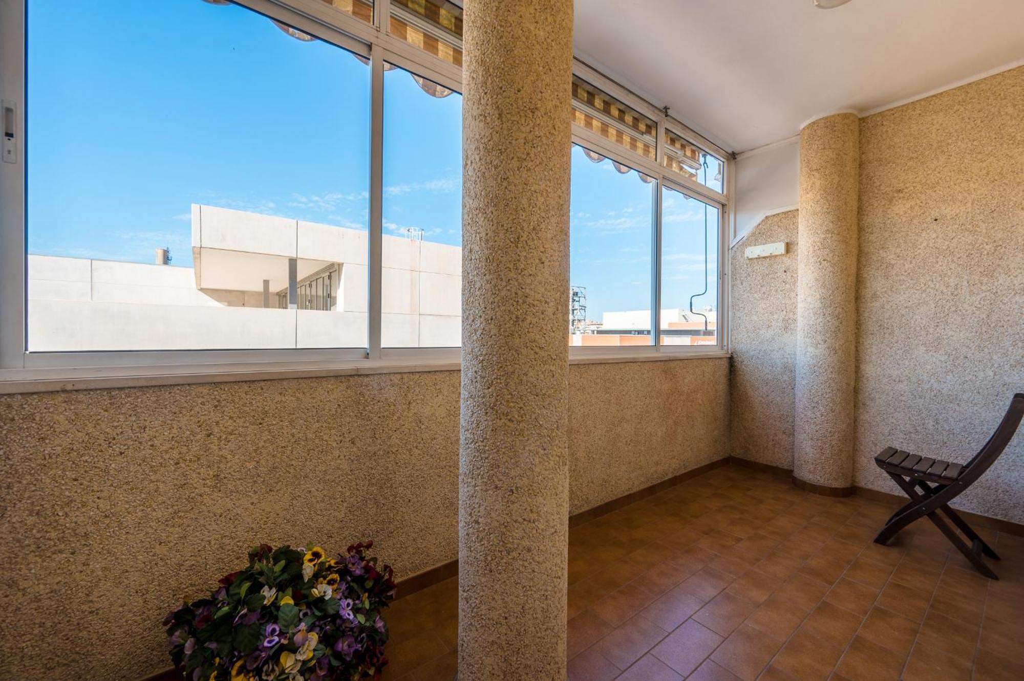 Piso Familiar Virgen Del Rocio Apartment Sevilla Bagian luar foto