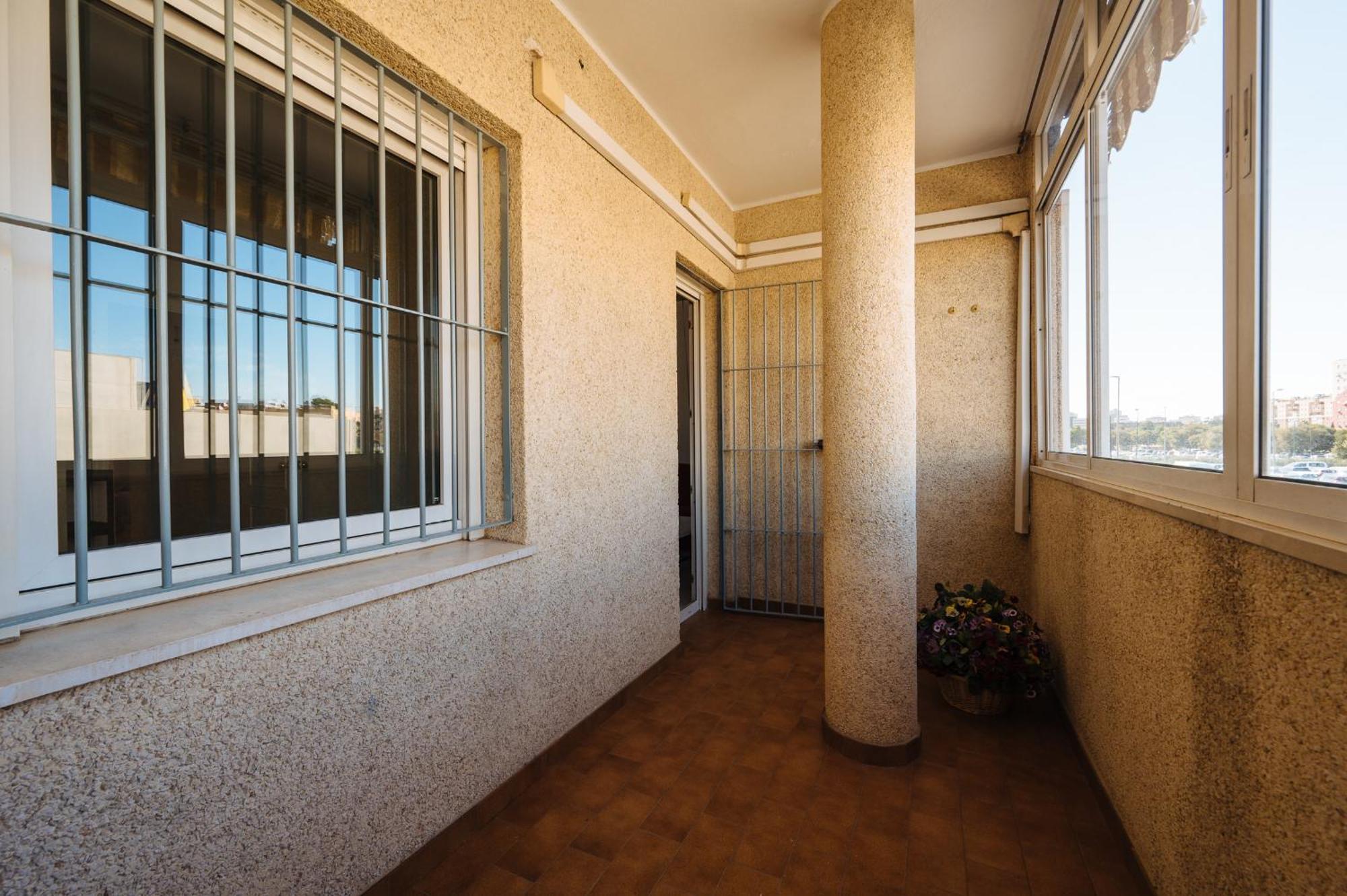 Piso Familiar Virgen Del Rocio Apartment Sevilla Bagian luar foto