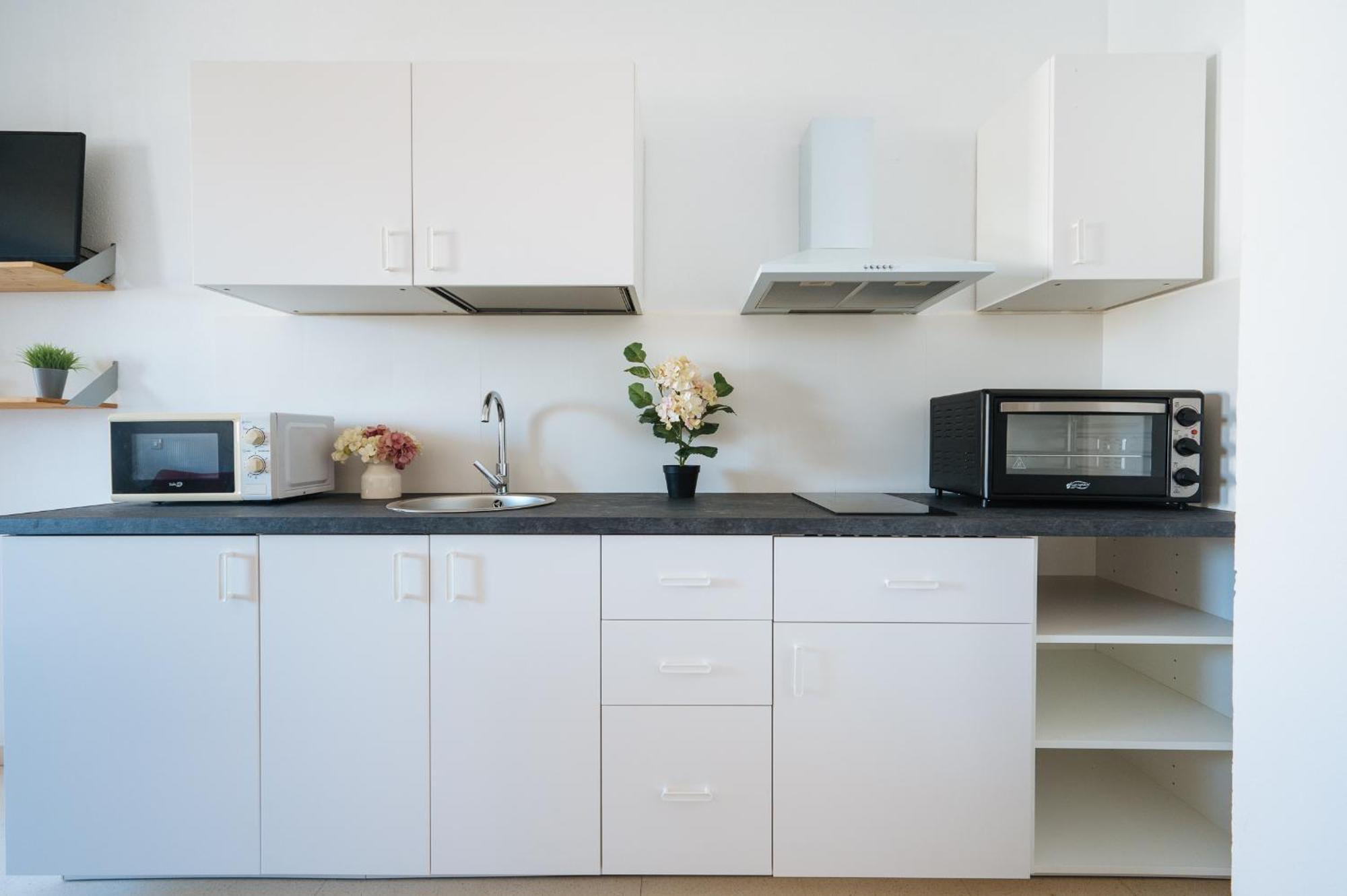 Piso Familiar Virgen Del Rocio Apartment Sevilla Bagian luar foto